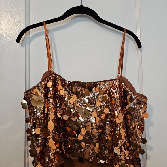 NWOT New York and Company Lena Sparkly Paillette Crop Camisole in Golden Bronze - Picture 2 of 3